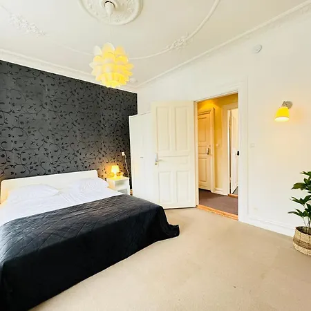 Aday - Firenze - 2 Bedrooms Bright Apartment Aalborg